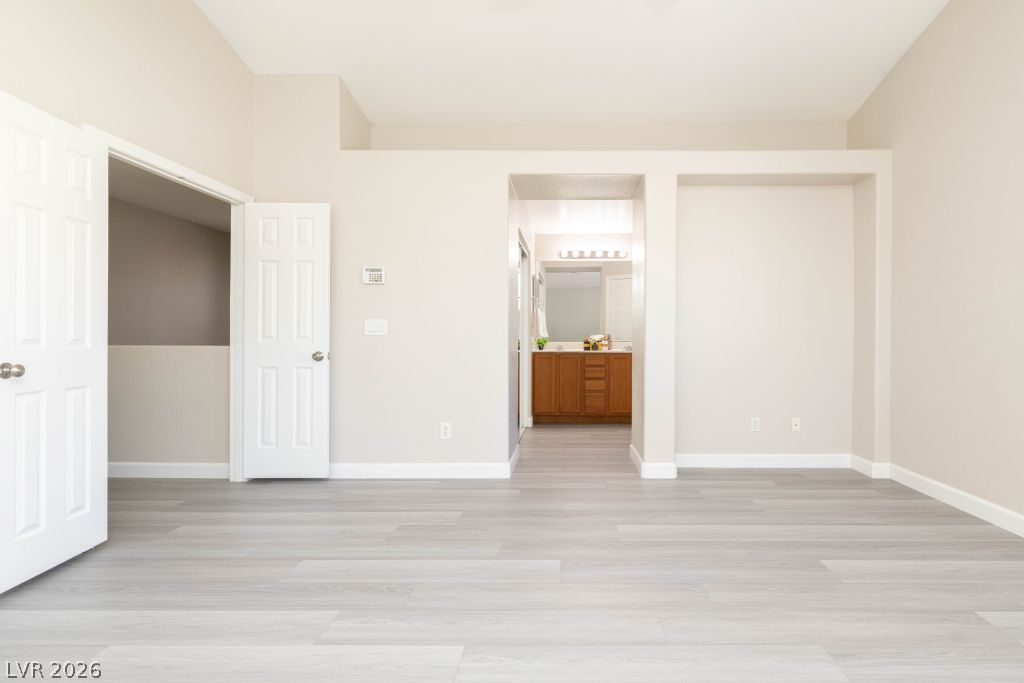 7019 Azure Beach Street Las Vegas NV 89148