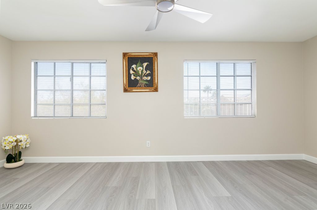 7019 Azure Beach Street Las Vegas NV 89148