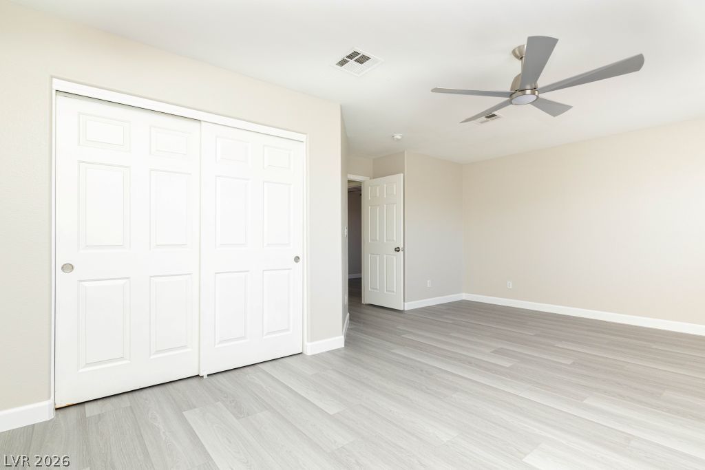 7019 Azure Beach Street Las Vegas NV 89148