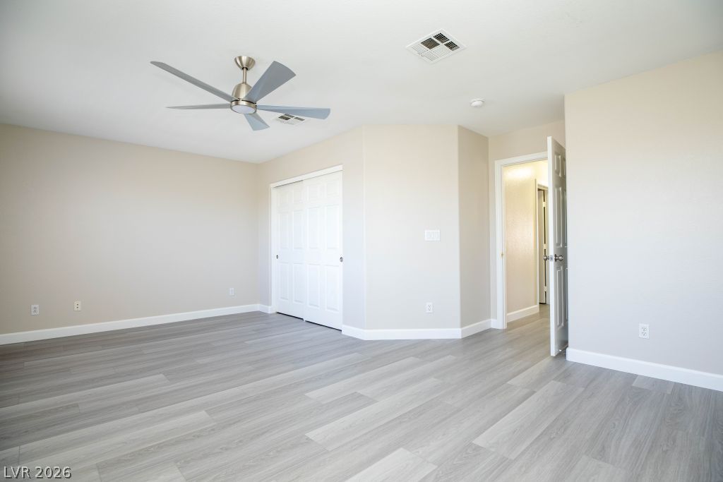 7019 Azure Beach Street Las Vegas NV 89148