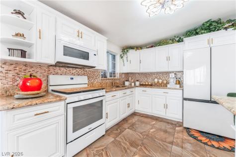 2083 La Vante Avenue Las Vegas NV 89169