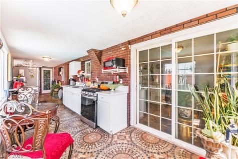2083 La Vante Avenue Las Vegas NV 89169