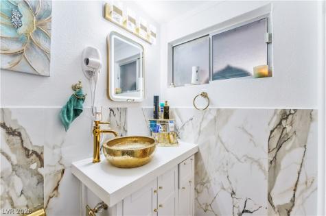 2083 La Vante Avenue Las Vegas NV 89169