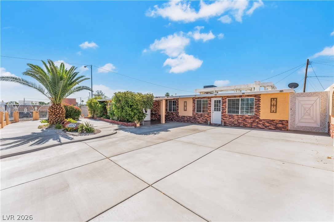 2083 La Vante Avenue Las Vegas NV 89169