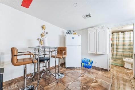2083 La Vante Avenue Las Vegas NV 89169