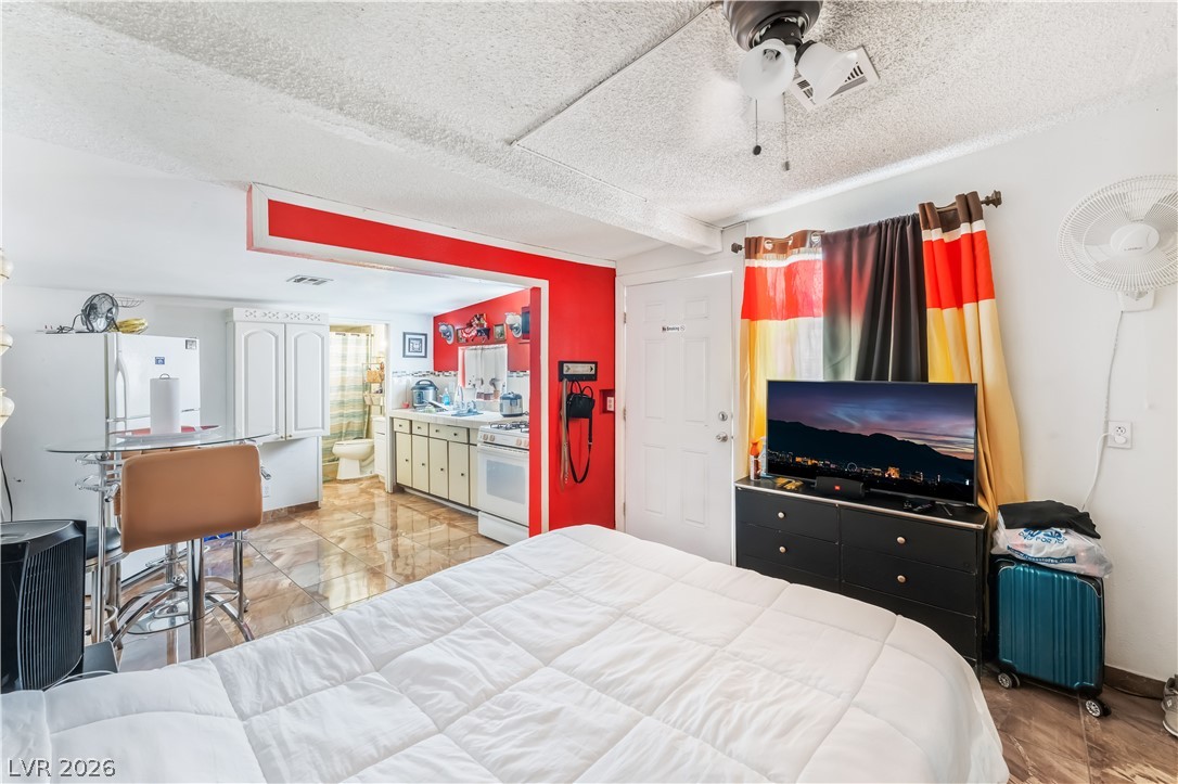 2083 La Vante Avenue Las Vegas NV 89169