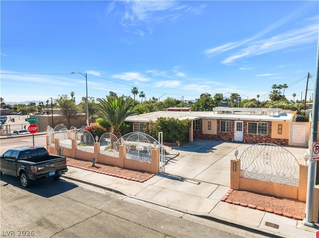 2083 La Vante Avenue Las Vegas NV 89169