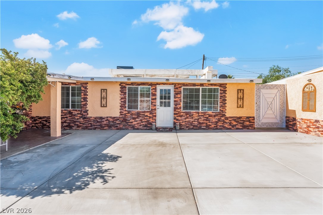 2083 La Vante Avenue Las Vegas NV 89169