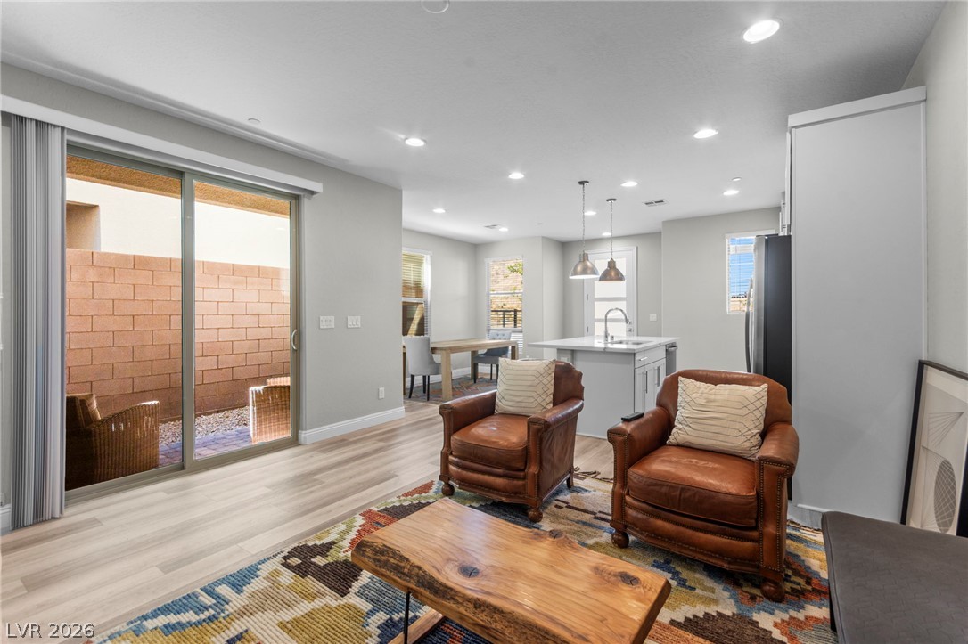 11676 Hamilton Lake Avenue Las Vegas NV 89138