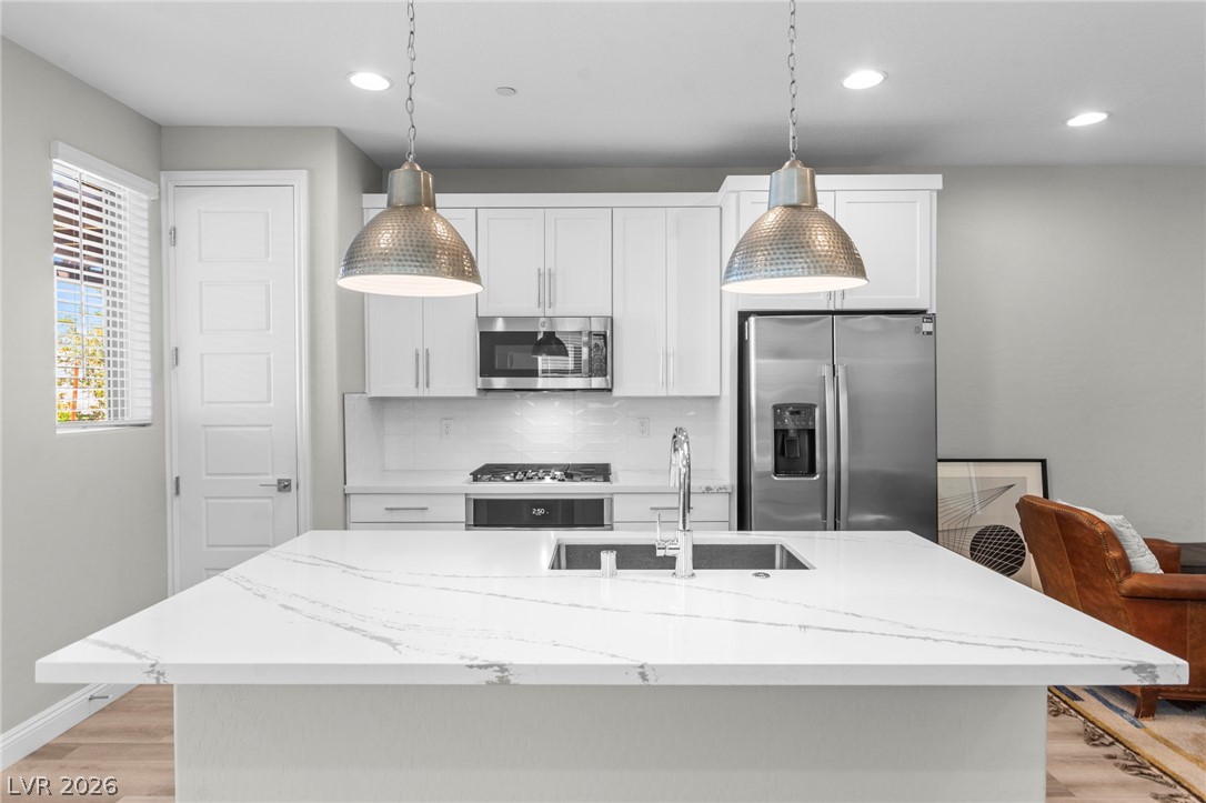 11676 Hamilton Lake Avenue Las Vegas NV 89138