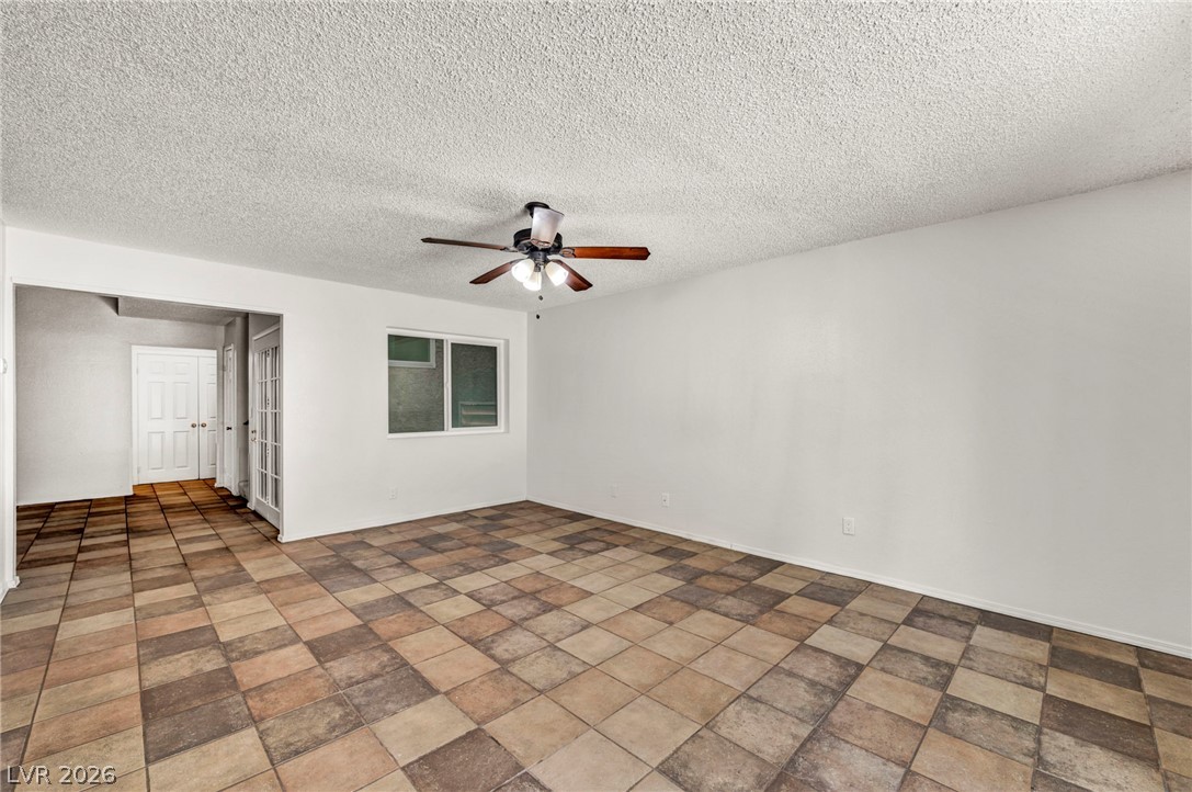 8112 Leger Drive Las Vegas NV 89145