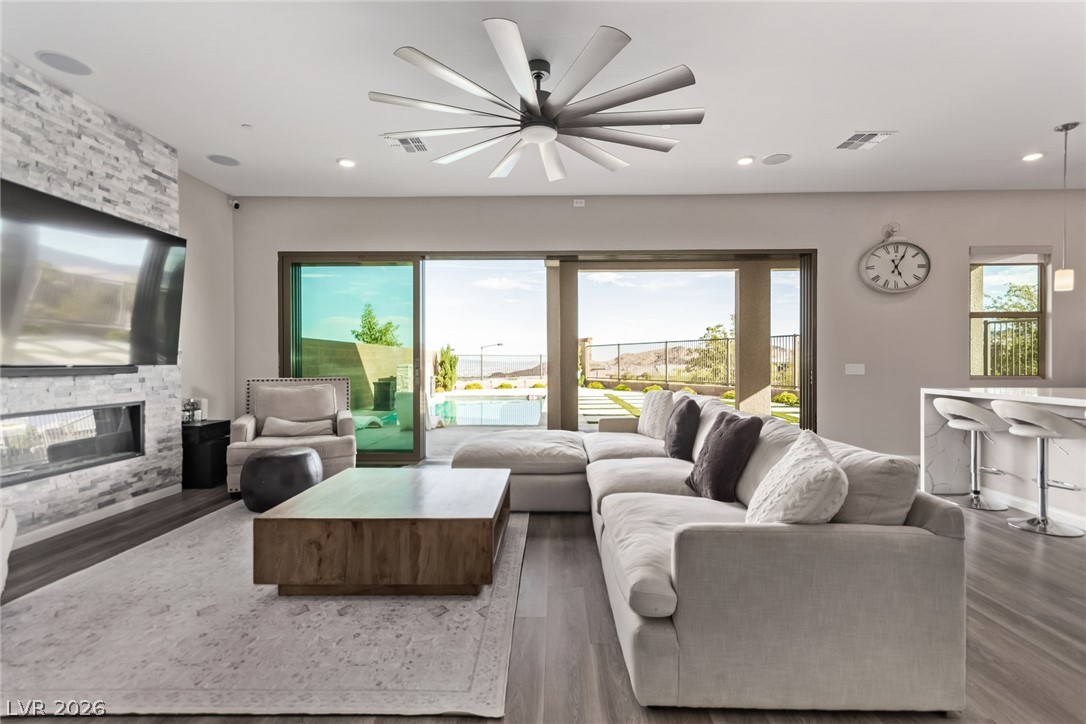 12619 Huckleberry Oak Avenue Las Vegas NV 89138
