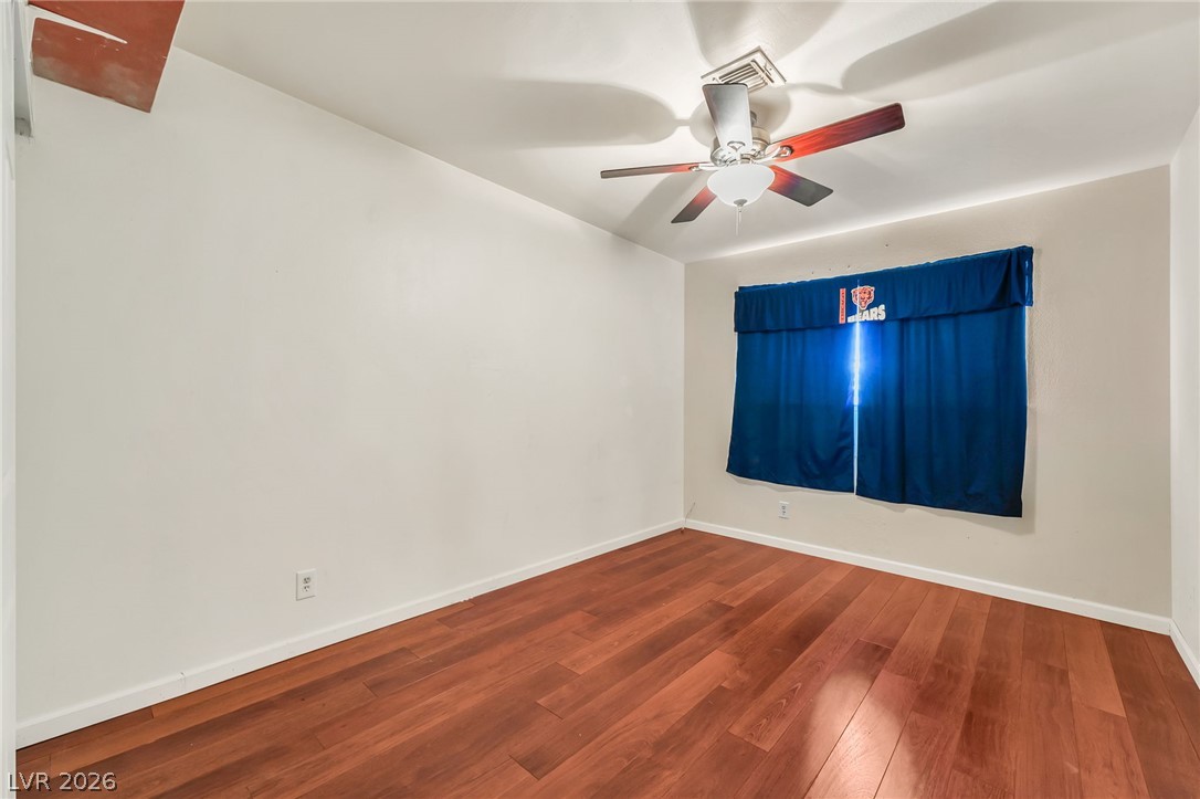 6604 Larchwood Lane Las Vegas NV 89103