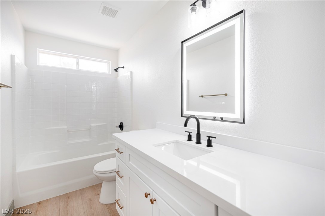 2797 Old Bear Canyon Street Las Vegas NV 89156