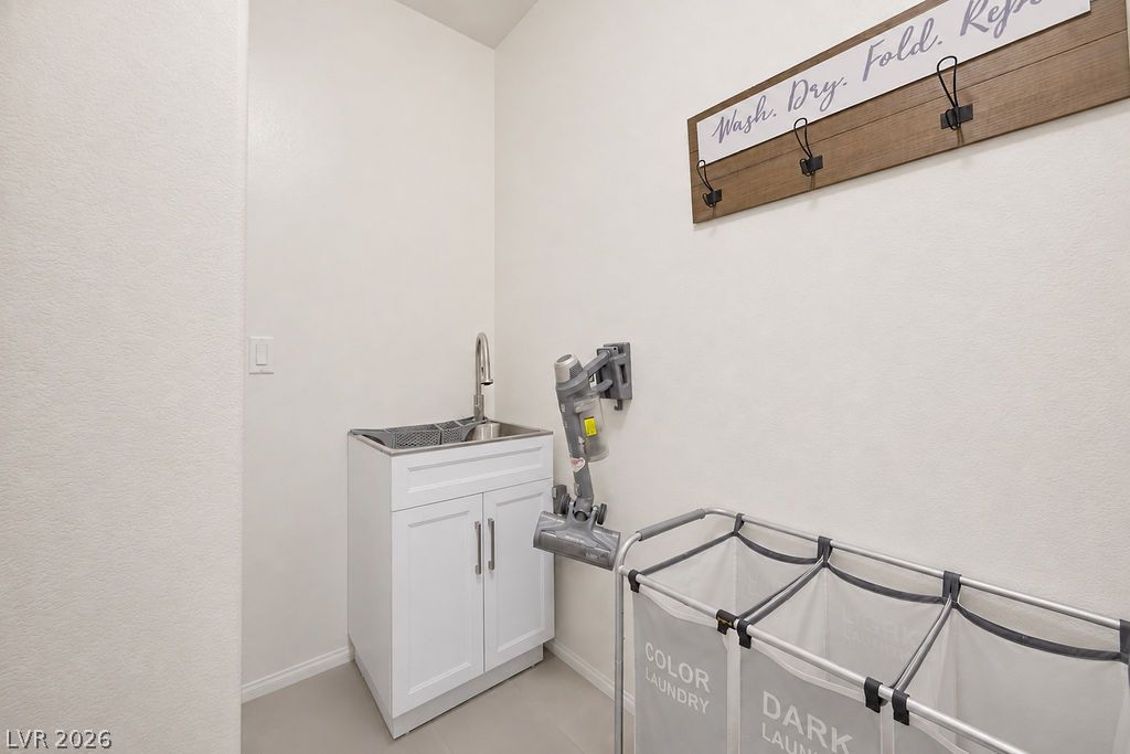 9138 Irish Elk Avenue Las Vegas NV 89149