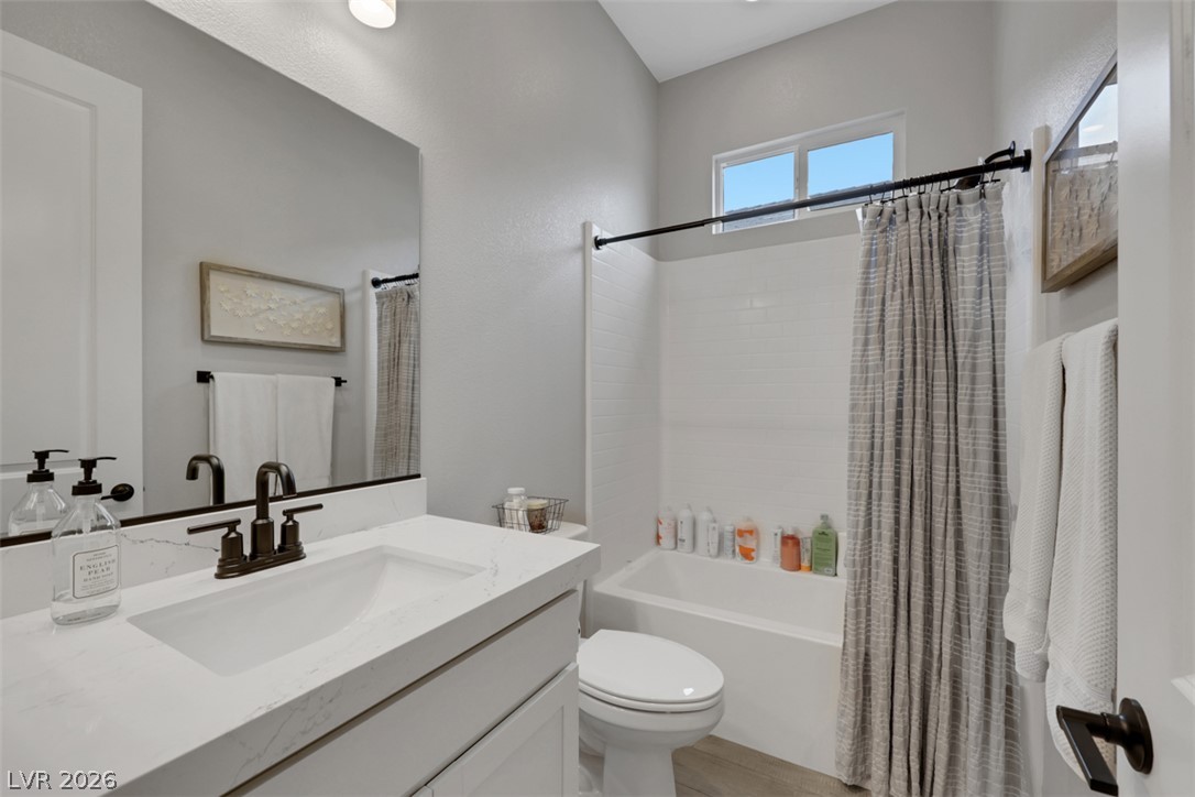 812 Klamath Springs Street Henderson NV 89011