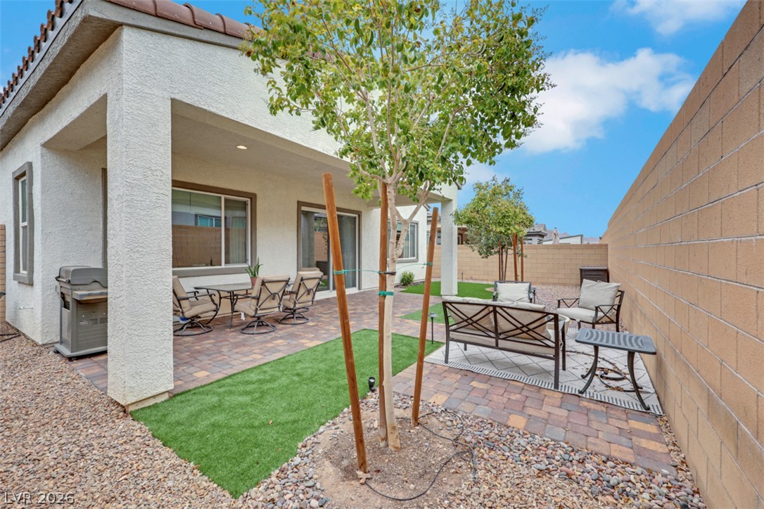 812 Klamath Springs Street Henderson NV 89011