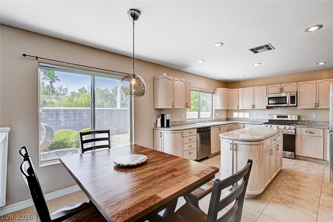 7813 Falconwing Avenue Las Vegas NV 89131