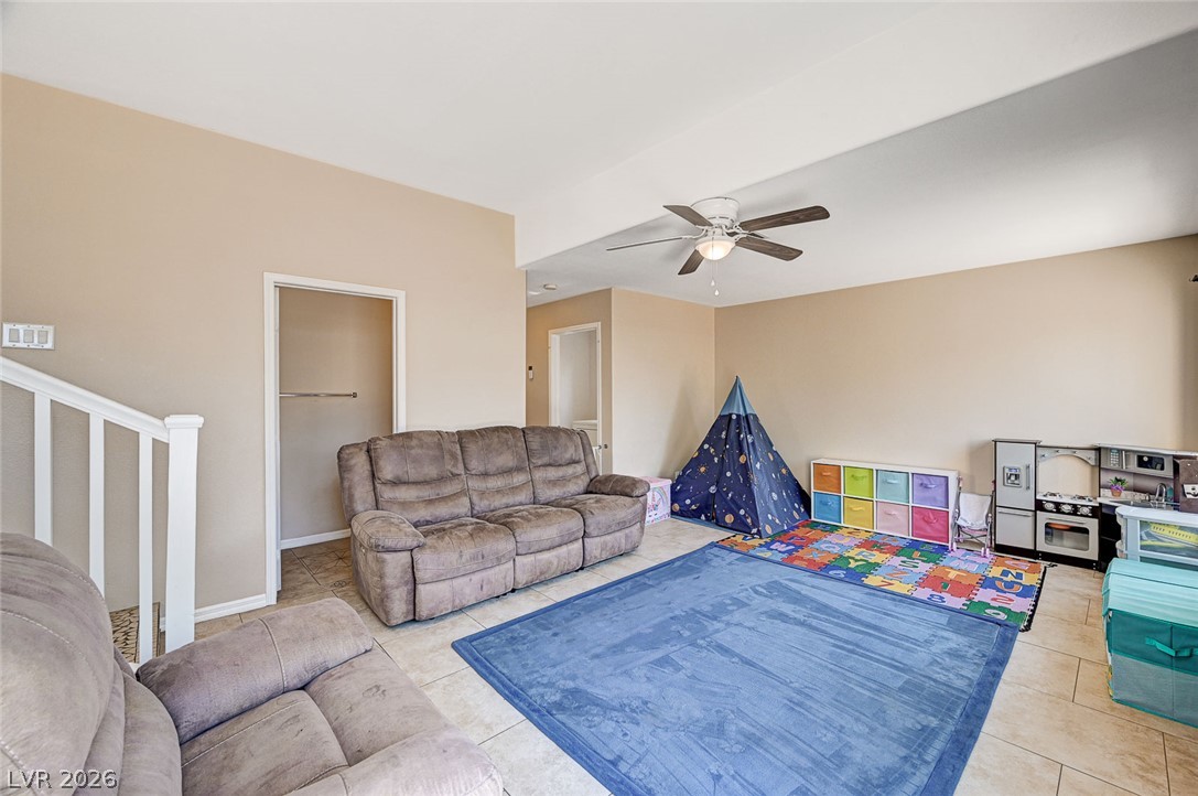 7813 Falconwing Avenue Las Vegas NV 89131