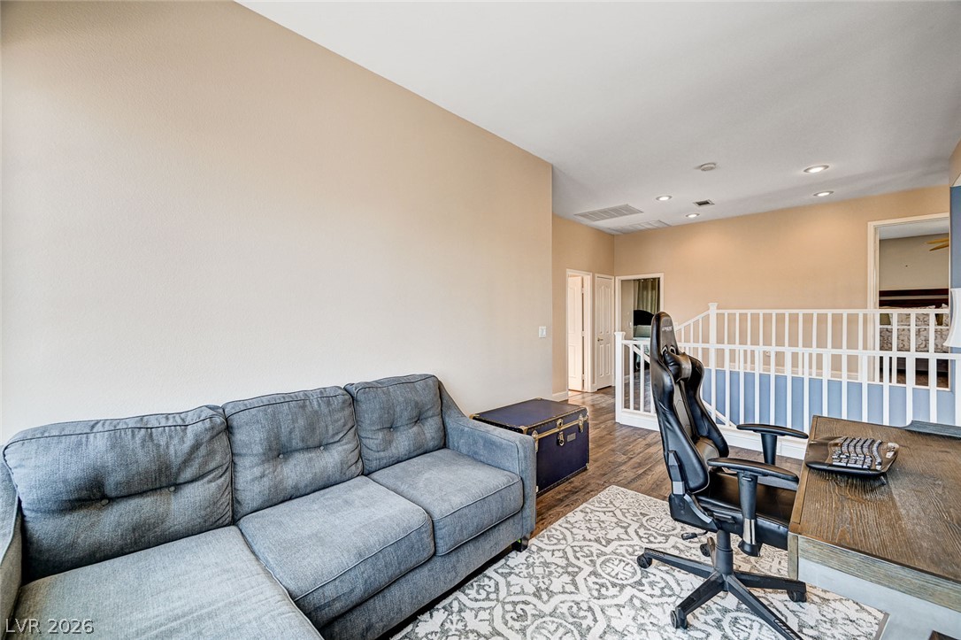 7813 Falconwing Avenue Las Vegas NV 89131