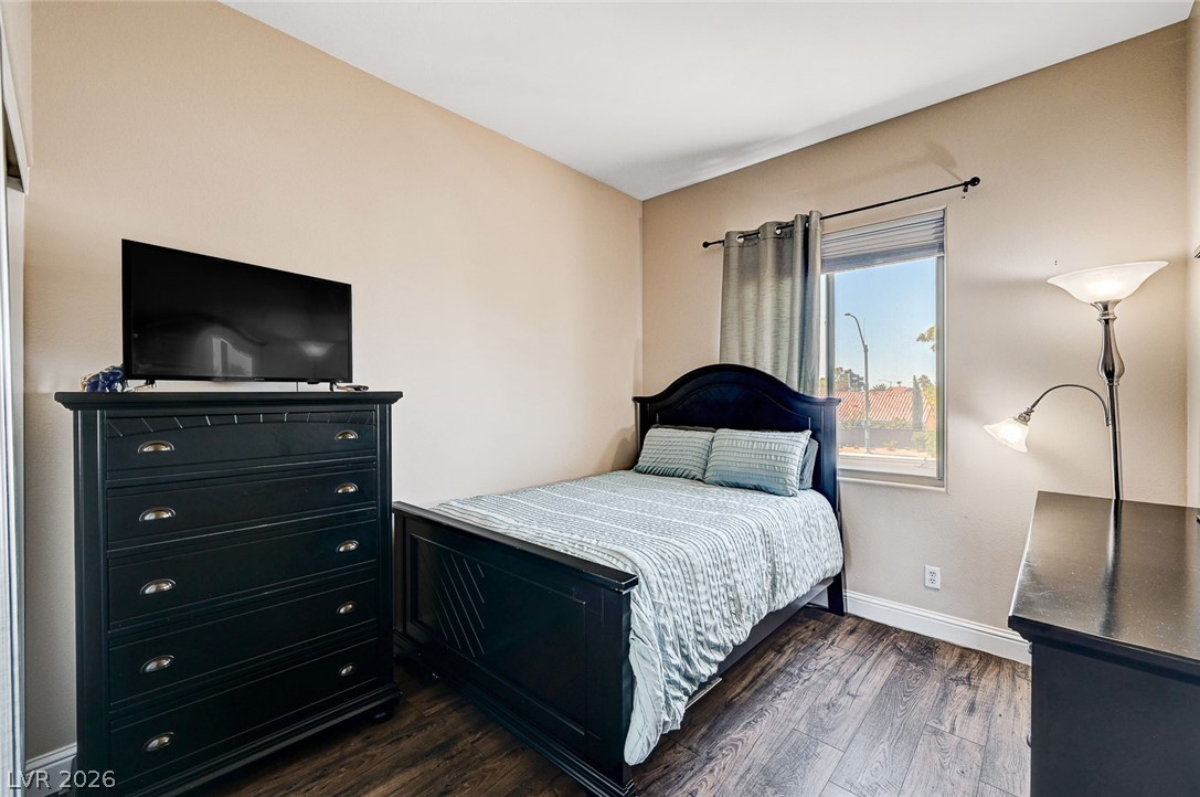 7813 Falconwing Avenue Las Vegas NV 89131