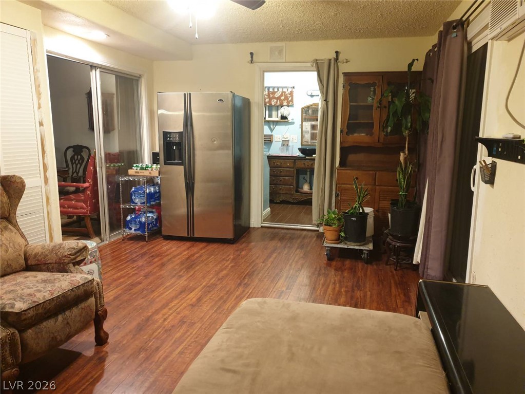3905 La Pasada Avenue Las Vegas NV 89102
