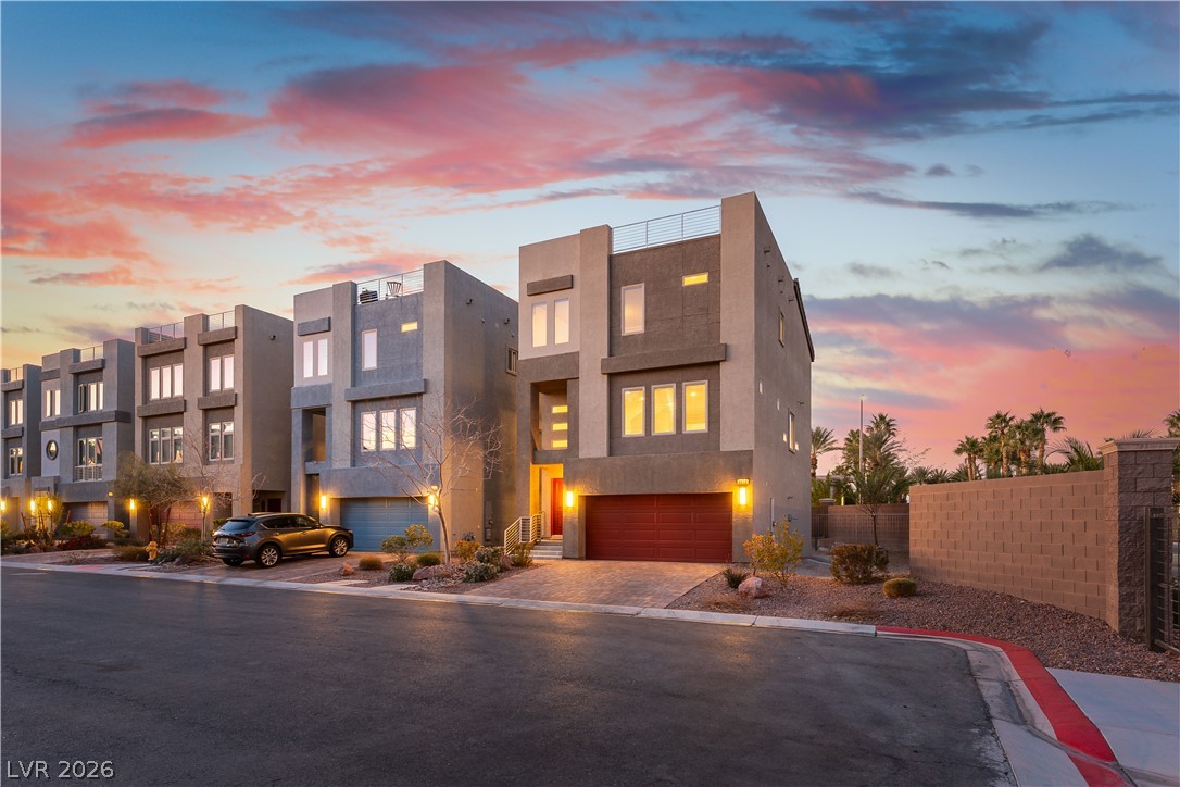 8012 Carpenter Creek Avenue Las Vegas NV 89113