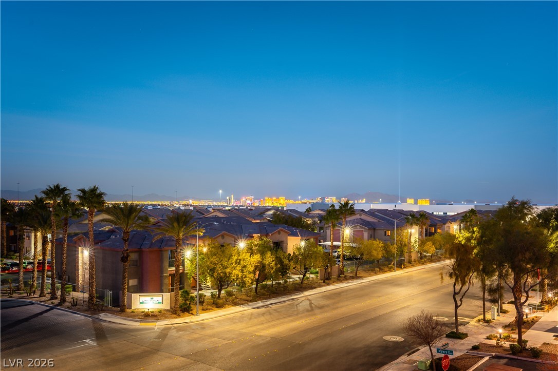 8012 Carpenter Creek Avenue Las Vegas NV 89113