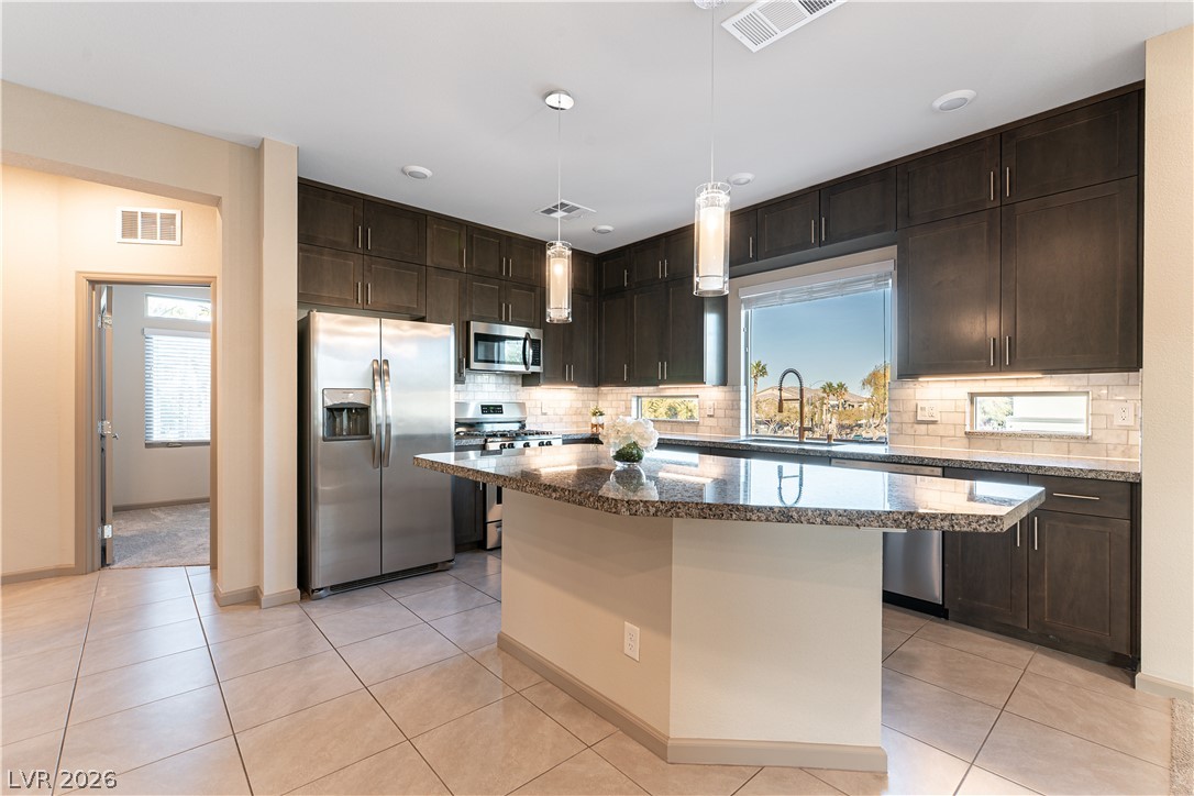 8012 Carpenter Creek Avenue Las Vegas NV 89113