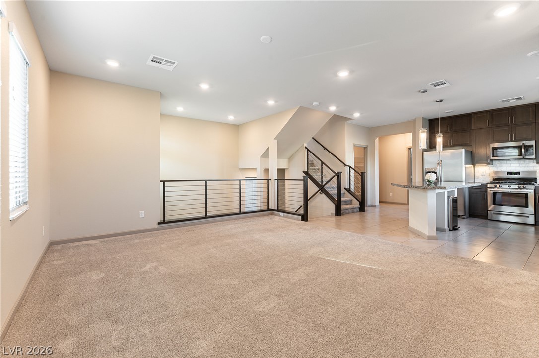 8012 Carpenter Creek Avenue Las Vegas NV 89113