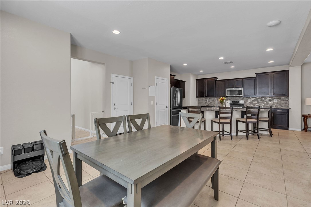9950 Coyote Echo Court Las Vegas NV 89166