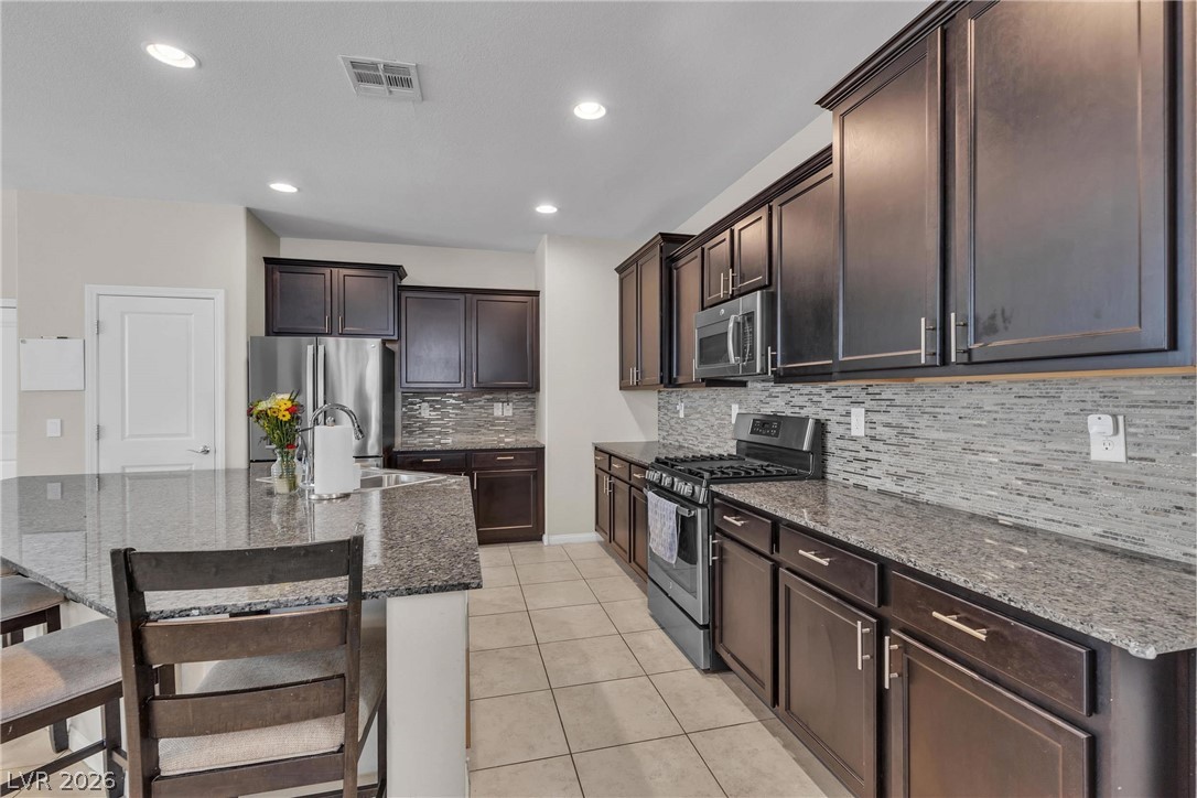 9950 Coyote Echo Court Las Vegas NV 89166