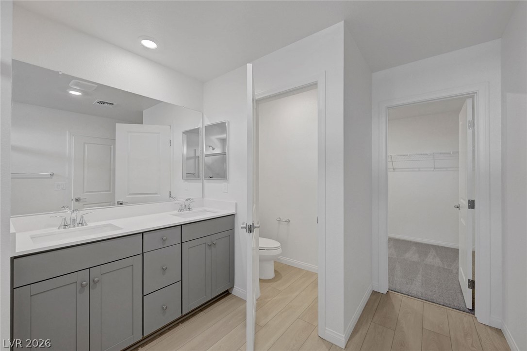 7086 Parkallen Avenue Las Vegas NV 89113