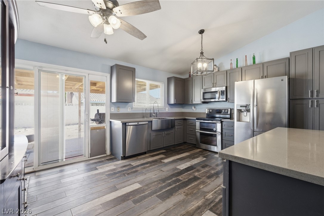 6417 Vinecrest Avenue Las Vegas NV 89108