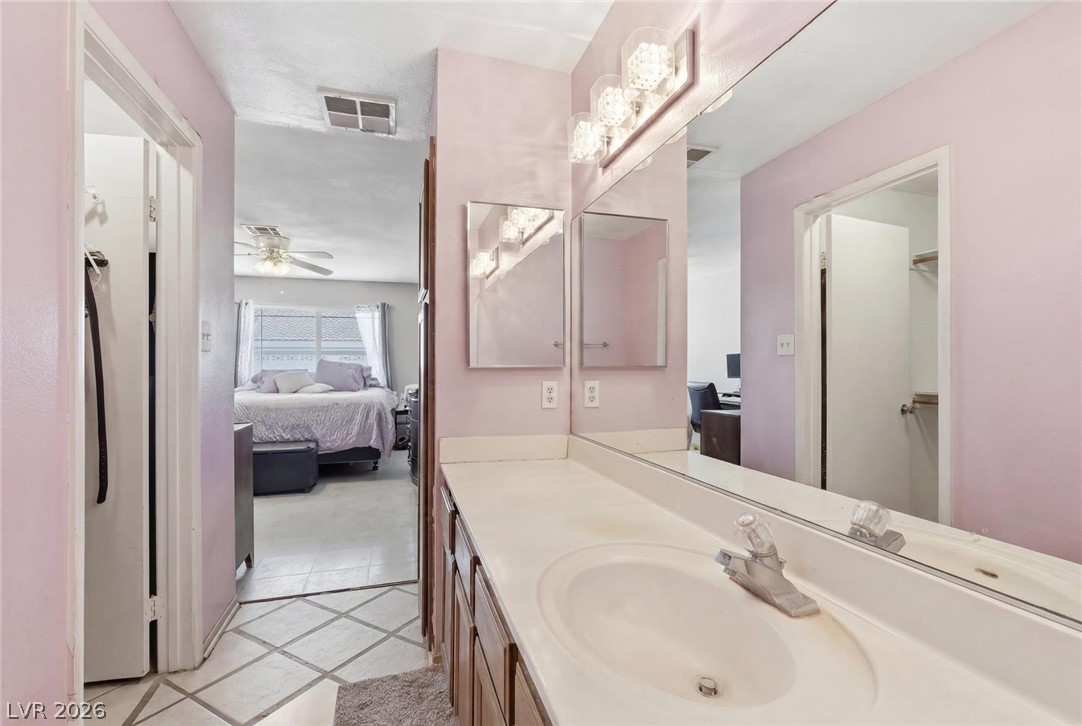 6417 Vinecrest Avenue Las Vegas NV 89108