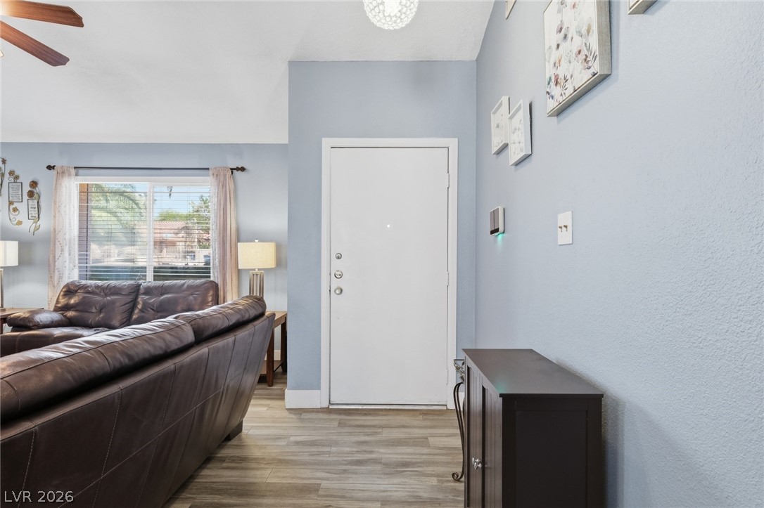 6417 Vinecrest Avenue Las Vegas NV 89108