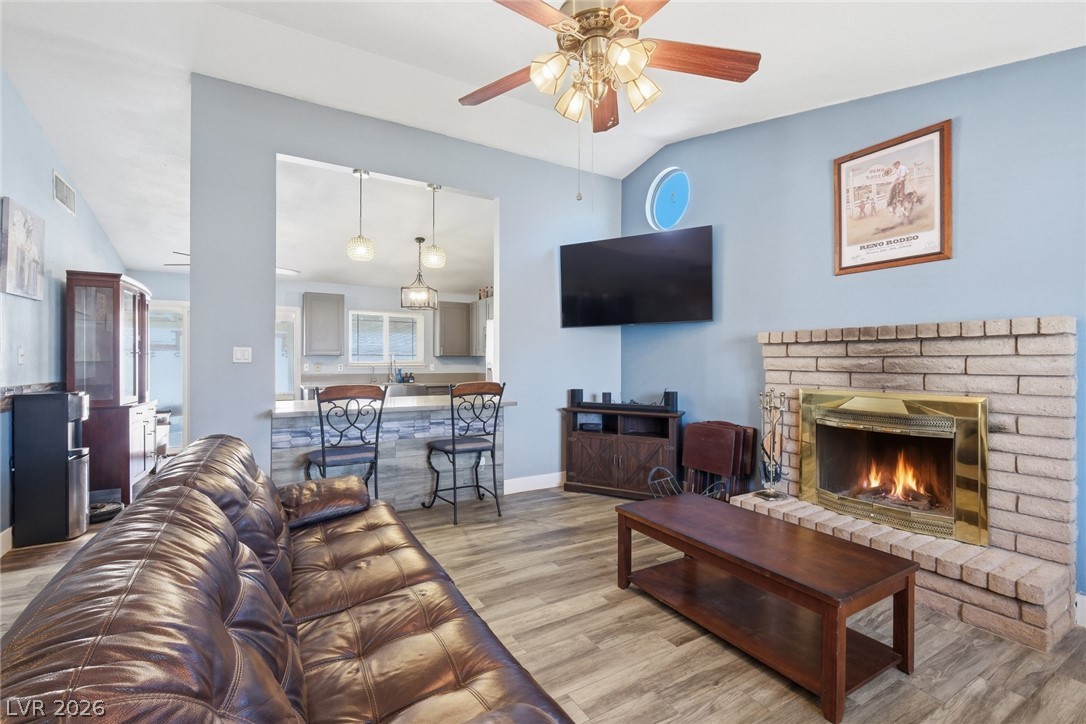 6417 Vinecrest Avenue Las Vegas NV 89108