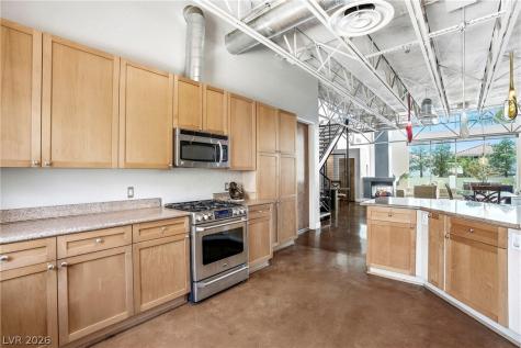 5084 Thunder River Circle Las Vegas NV 89148