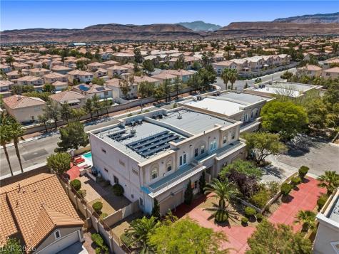 5084 Thunder River Circle Las Vegas NV 89148