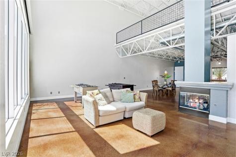 5084 Thunder River Circle Las Vegas NV 89148