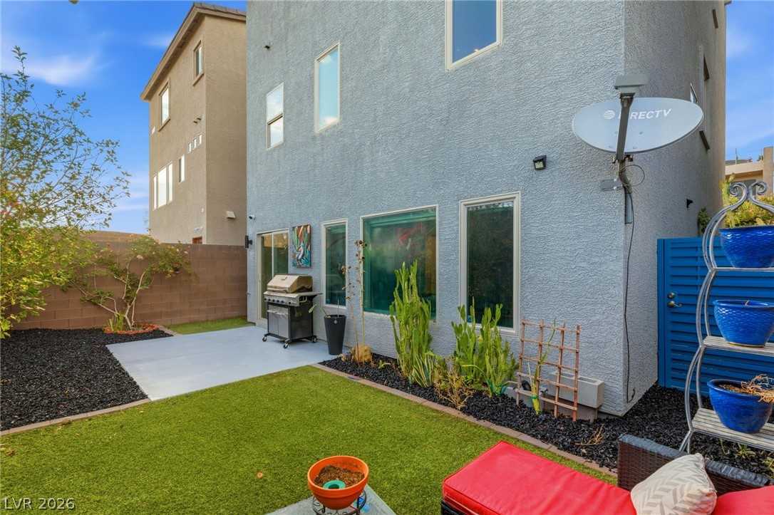 8111 Haywood Estate Avenue Las Vegas NV 89113