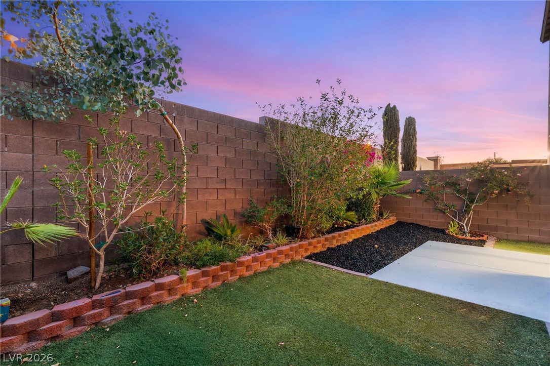 8111 Haywood Estate Avenue Las Vegas NV 89113