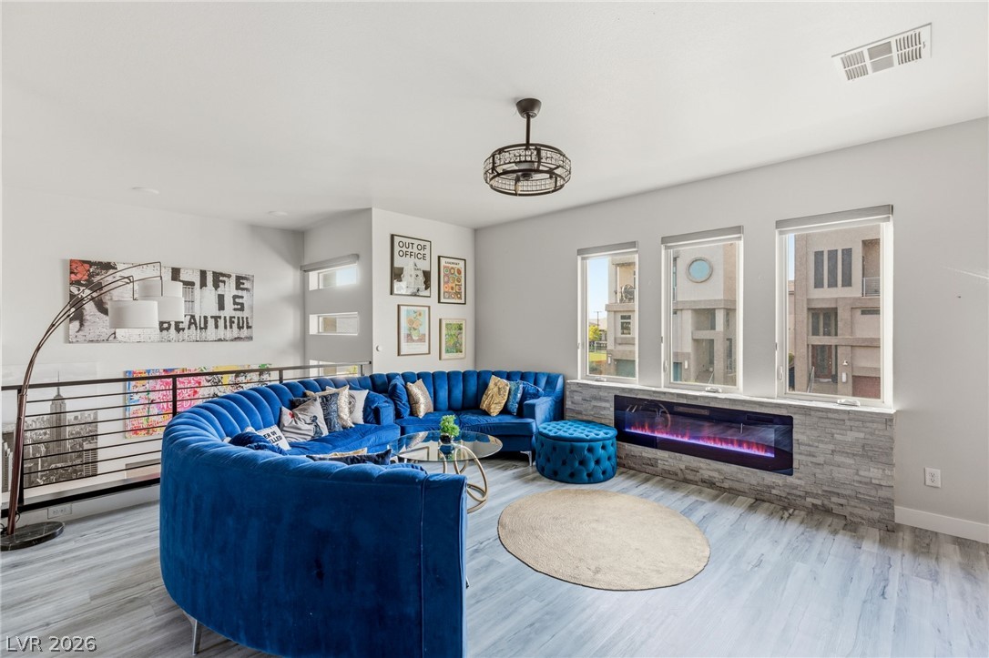 8111 Haywood Estate Avenue Las Vegas NV 89113