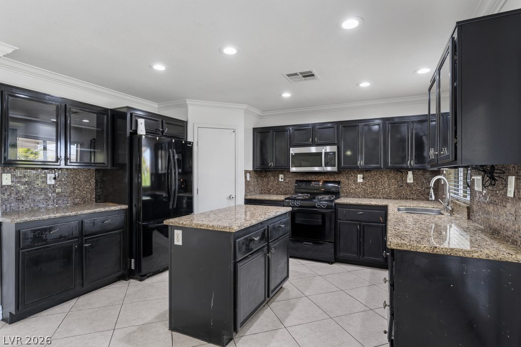 10143 Canyon Hills Avenue Las Vegas NV 89148