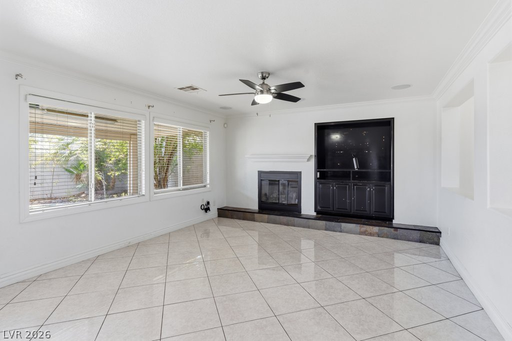 10143 Canyon Hills Avenue Las Vegas NV 89148