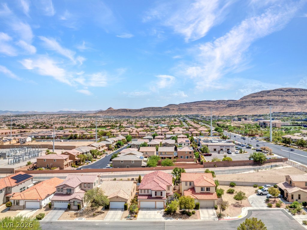 10143 Canyon Hills Avenue Las Vegas NV 89148