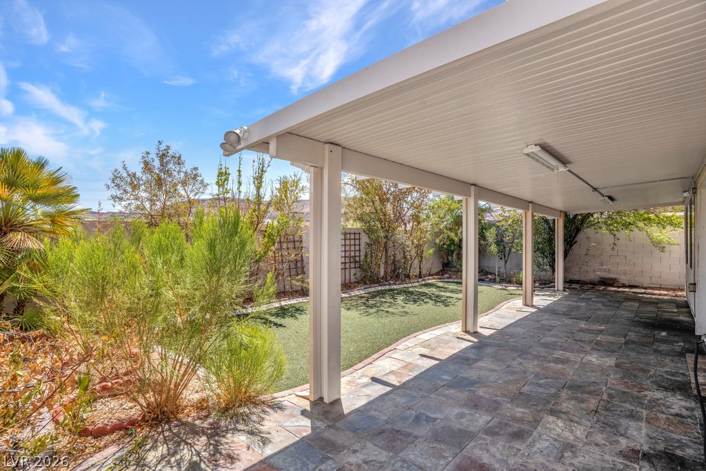 10143 Canyon Hills Avenue Las Vegas NV 89148