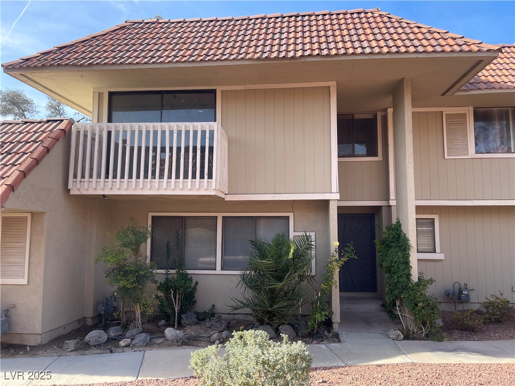 2482 Paradise Village Way Las Vegas NV 89120
