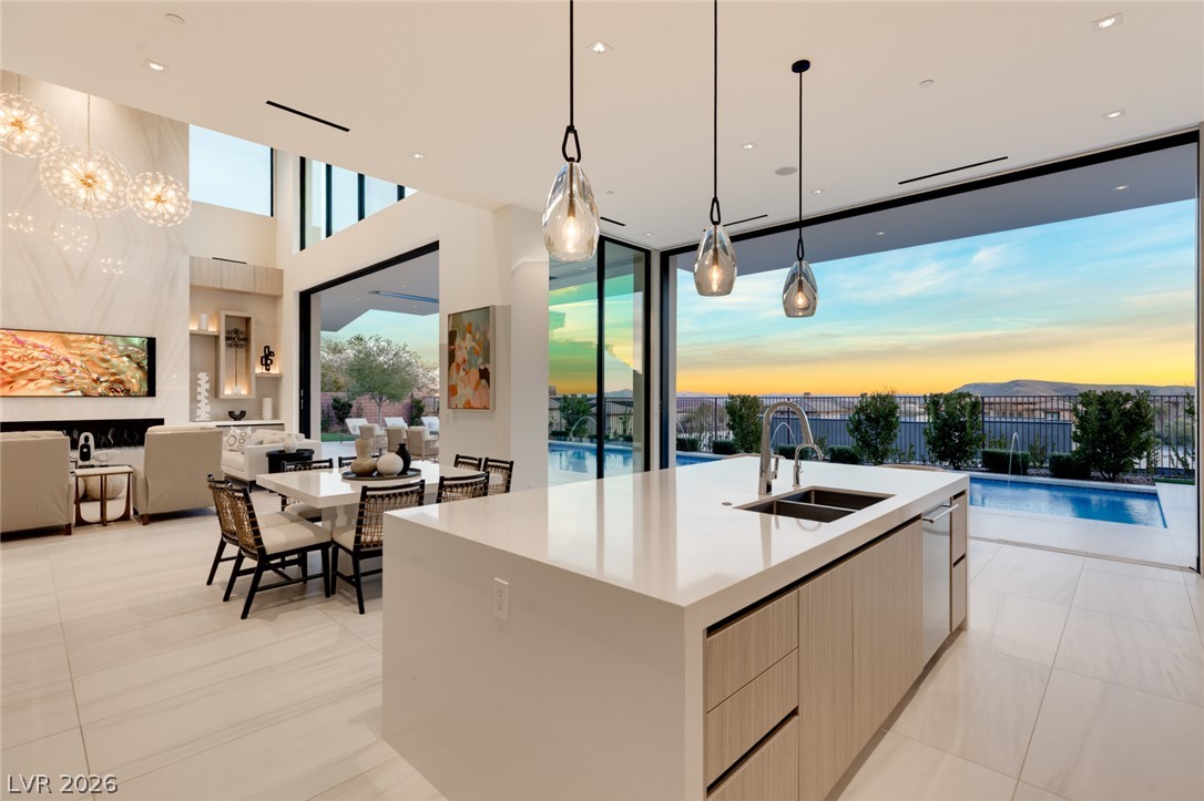81 Hawk Ridge Drive Las Vegas NV 89135