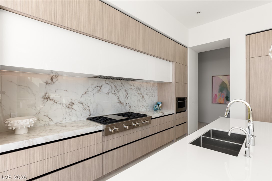 81 Hawk Ridge Drive Las Vegas NV 89135